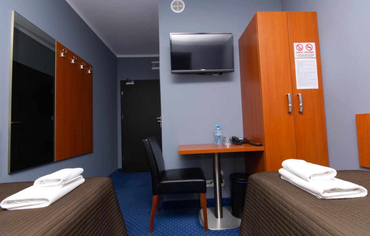 Hotel Level Rypin Exteriér fotografie